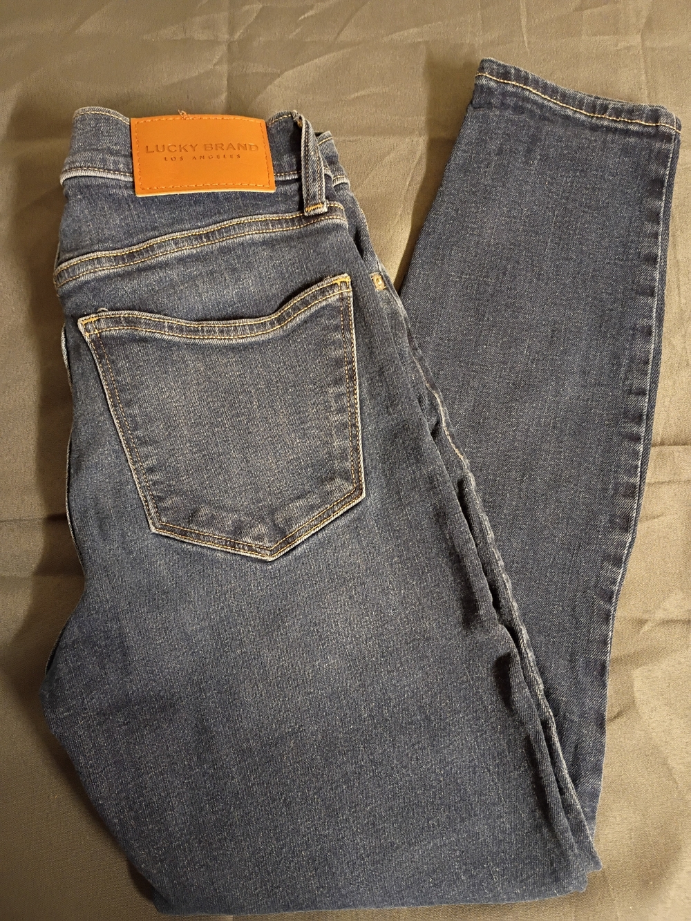 Lucky Brand Women's Skinny Jeans in Mid Blue Wash